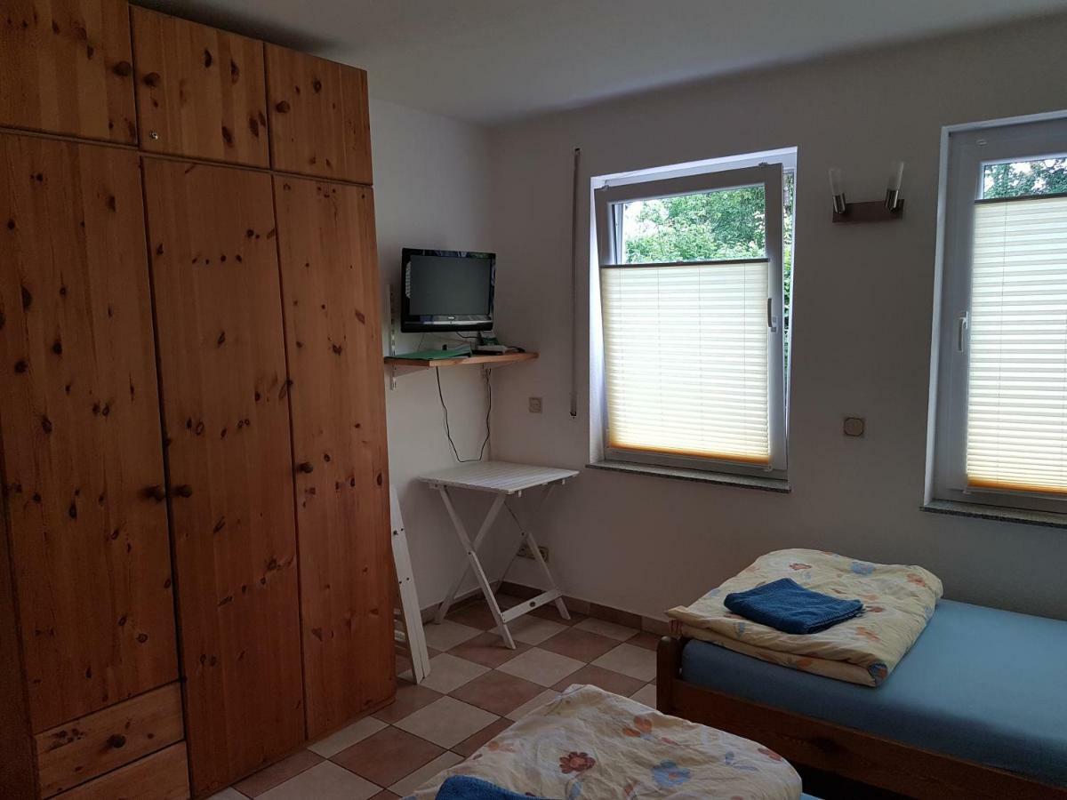 Gaestezimmer Auf Dem Campingplatz 孔茨 外观 照片